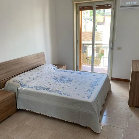 Apartment La Finestra Sul Mare