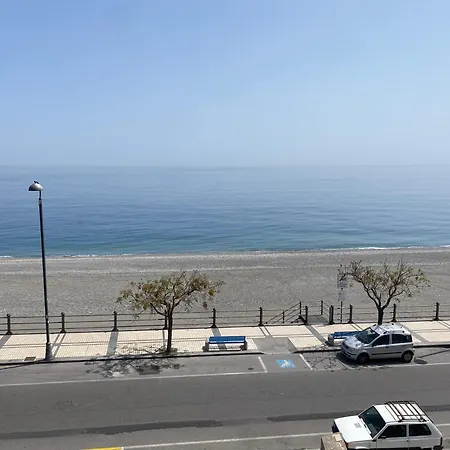 Apartment La Finestra Sul Mare Ali Terme