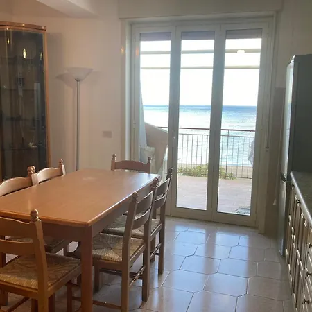 La Finestra Sul Mare Apartment Ali Terme